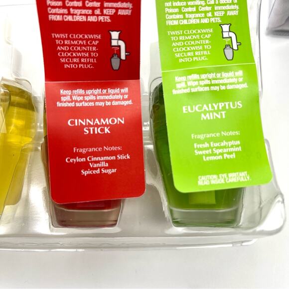 Bath & Body Works Wallflower Fragrance Refills Set of 4 Varied Fragrances - New - Picture 5 of 6